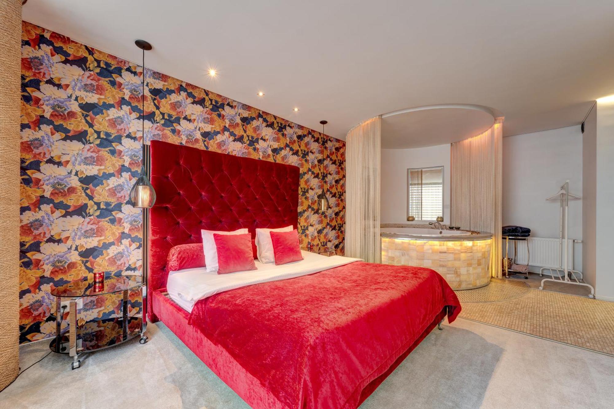 Apartments With Jaccuzi Vilnius Bagian luar foto