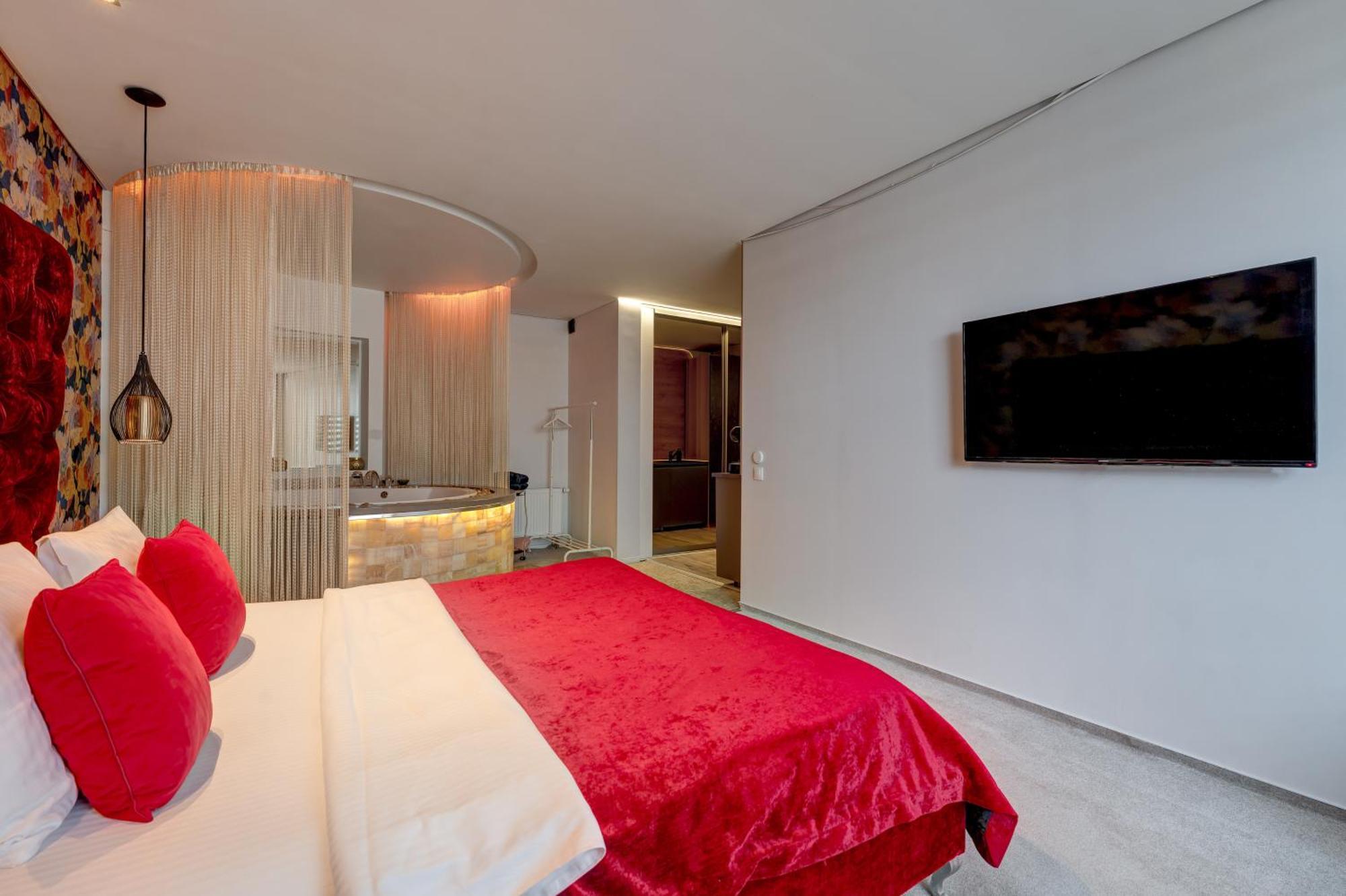 Apartments With Jaccuzi Vilnius Bagian luar foto